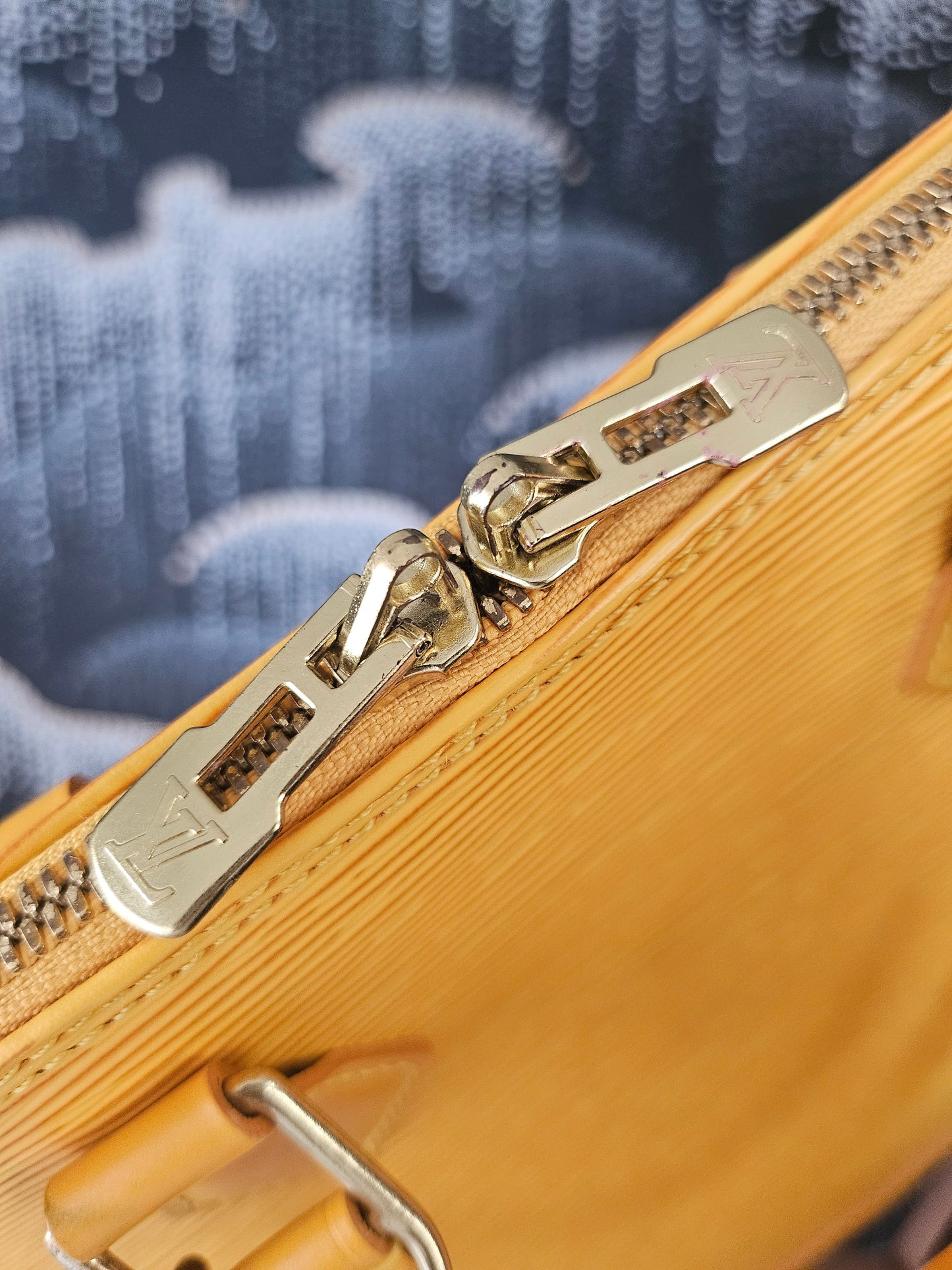 Louis Vuitton 2001 Epi Tassili Yellow Alma Bag